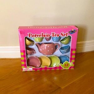 Child’s Porcelain Tea Set.